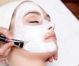 Strahlend schöne Haut dank Gesichtsmaske