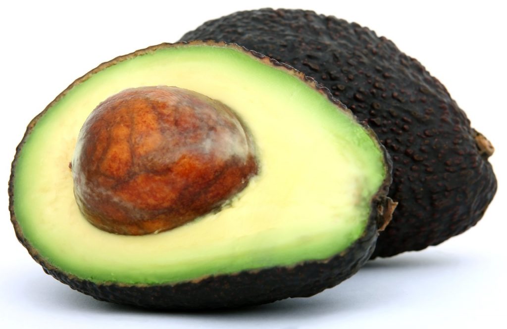 Warum du deine Avocadokerne nie wieder wegwerfen solltest
